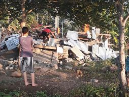 El terremoto se sintió unos diez segundos en Lombok, donde provocó escenas de pánico mientras residentes abandonaban sus hogares. AFP