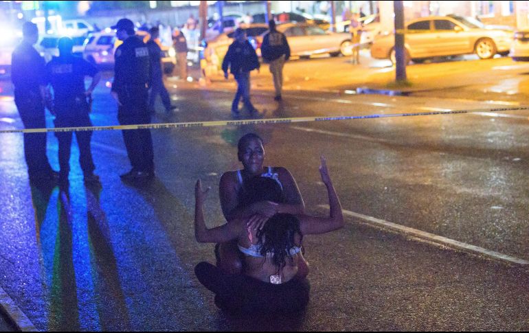 El tiroteo ocurrió a cinco kilómetros del famoso barrio francés de la ciudad de EU. AP / M. Hinton