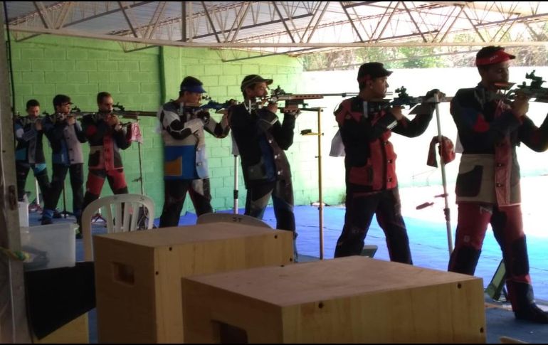 José Luis terminó su participación en la justa centroamericana con cinco metales, tres a lado de Luis Morales en pruebas por equipo. TWITTER / @CONADE