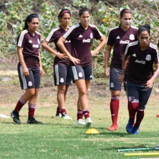 Ocampo y Correa resaltan unión y deseo por trascender en el Tri femenil