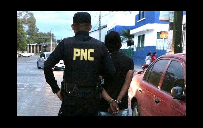 Los agentes dialogaron con los comunitarios y consiguieron detener al supuesto agresor. TWITTER