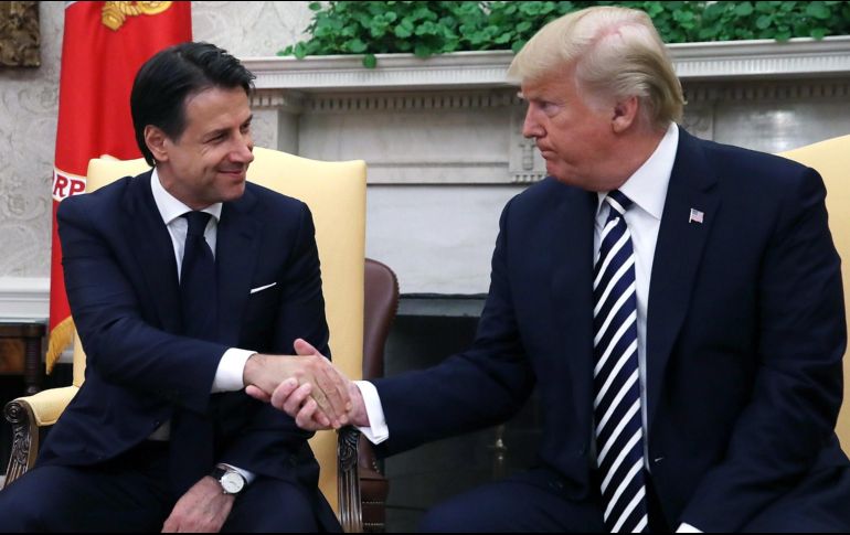 Trump y Giuseppe Conte discutieron sobre su cooperación en conflictos internacionales, su economía a ambos lados del Atlántico y los lazos culturales entre ambos países. EFE / M. Wilson
