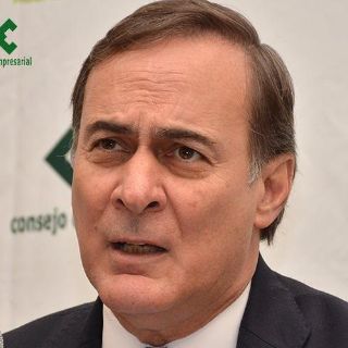 Pide CCE generar empleos formales y no subsidiar pobreza