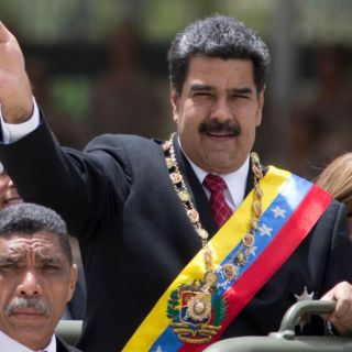 Maduro admite "fracaso" del modelo productivo de Venezuela