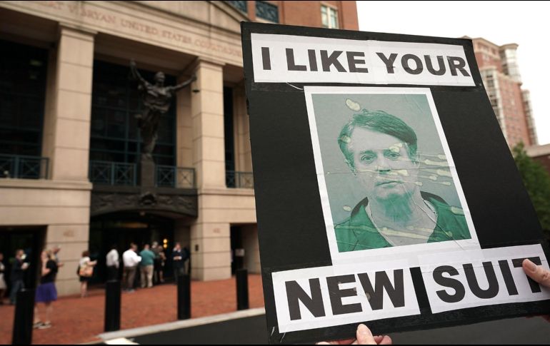 Manafort enfrenta 18 acusaciones en su contra, y de ser hallado culpable, le podrían costar una pena máxima de cárcel de 305 años. AFP / A. Wong