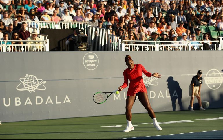 Serena Williams reaciona durante el partido. AFP/E. Shaw