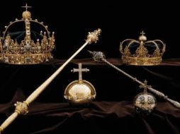 Las coronas forman parte del atuendo funerario del rey Carlos IX, muerto en 1611; y su mujer, la reina Cristina, que falleció 14 años más tarde. ESPECIAL