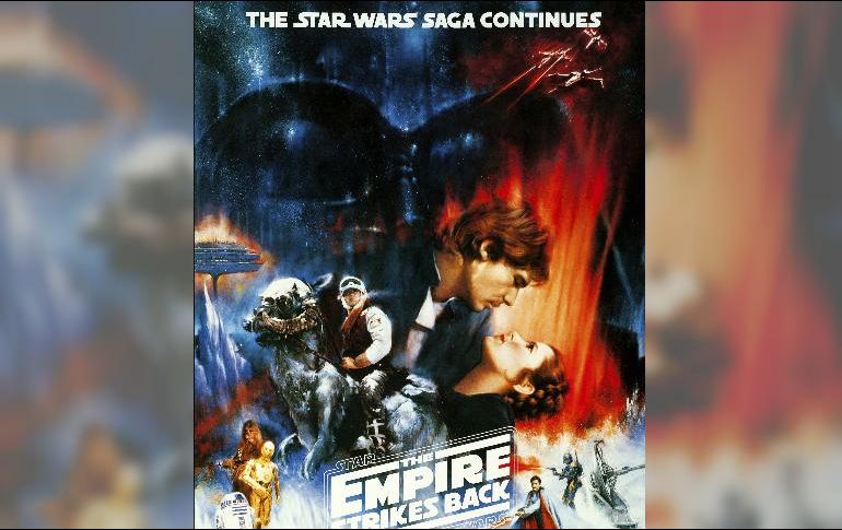En el póster subasta Han Solo y la Princesa Leia aparecen abrazados a punto de besarse, dibujados en tonos vivos anaranjados junto a otros personajes. AP / Especial