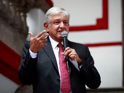 López Obrador asegura que su propuesta simplifica las relaciones entre los gobiernos estatales y el federal, además de aportar a la política de austeridad. EFE/J. Méndez