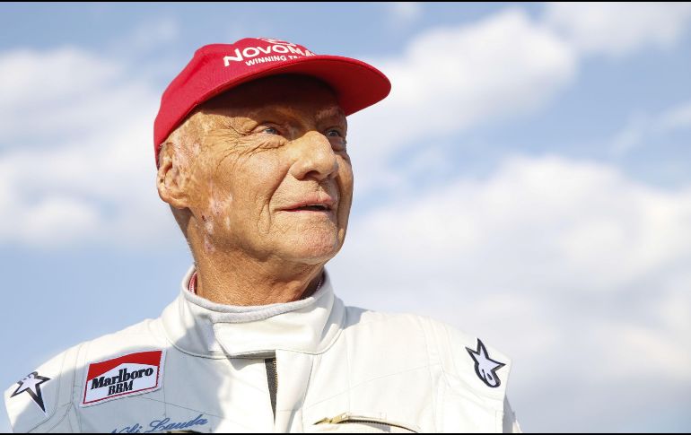 La familia del triple campeón de la F1 no dará declaraciones sobre su estado de salud, según el comunicado emitido tras la cirugía. AFP / ARCHIVO