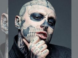Zombie Boy adquirió gran popularidad por tener su cuerpo completamente tatuado y volverse incluso modelo. INSTAGRAM / zombieboyofficial