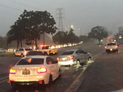En general, la mayor precipitación se registra en la zona oriente de la ciudad de Colima, pero donde afortunadamente, no se reportan daños a personas. TWITTER / @IAAPcolima