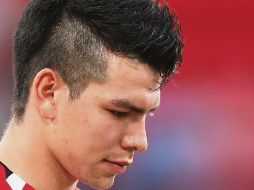 Cabizbajo. La tristeza invade a Hirving Lozano luego de que no pudieran levantar el trofeo. ESPECIAL/PSVEINDHOVEN