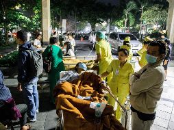 El temblor se sintió en Bali, la isla de Sumbawa y la provincia de Java Oriental. EFE / M. Nagi