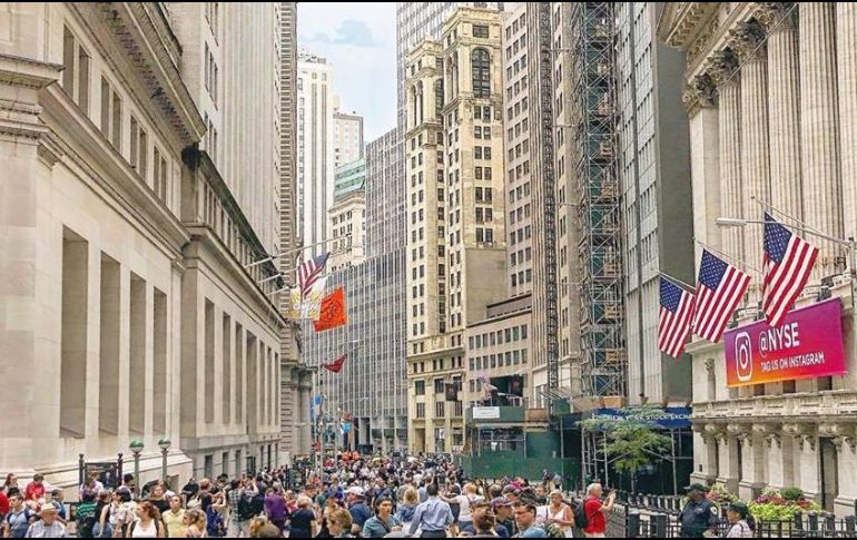 El NYSE Composite abre operaciones con un retroceso de 33.23 puntos, colocándose en 12 mil 920.11 unidades. FACEBOOK / NYSE