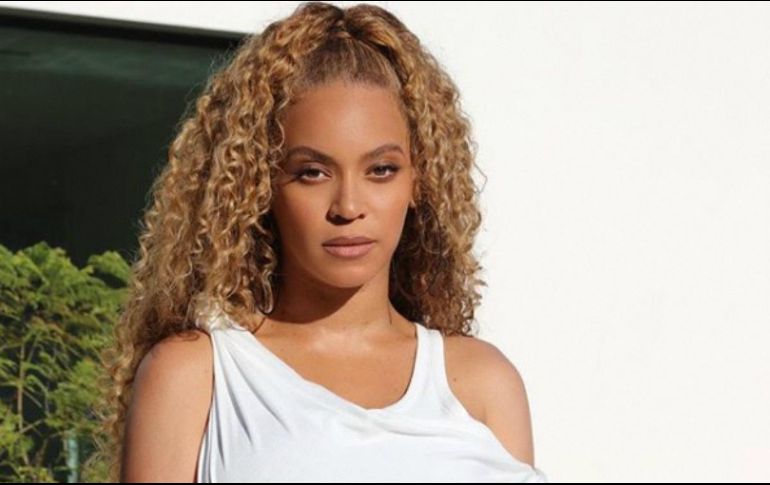 Beyoncé señala que para ella es importante ayudar a abrirle puertas a otros jóvenes artistas.  INSTAGRAM / beyonce
