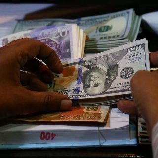 Dólar cierra a la baja, se vende en 18.86 pesos