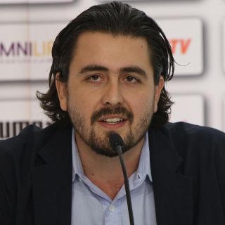 Amaury Vergara se disculpa con Rodolfo Pizarro