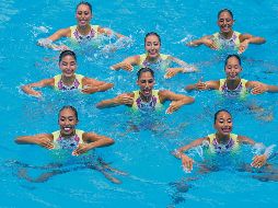 El equipo mexicano de nado sincronizado dominó de punta a punta en los Juegos Centroamericanos, al llevarse todos los oros que estuvieron en disputa. MEXSPORT