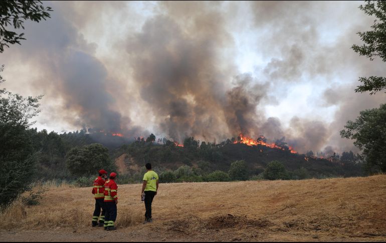 En la zona se esperan temperaturas de 35 grados centígrados, lo habitual para el sur de Portugal en esta época del año. EFE / M. López