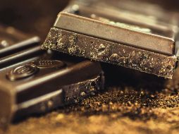 Los avonoides que se encuentran en el chocolate tienen un efecto positivo en la salud del corazón. ESPECIAL/PIXABAY