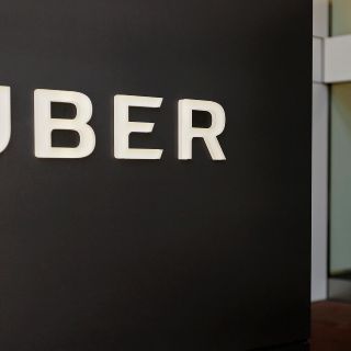 Respaldan multas a taxis ejecutivos por publicidad engañosa