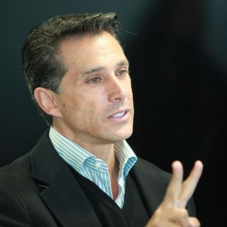 Critican a Sergio Mayer por confundir Profeco con Profepa