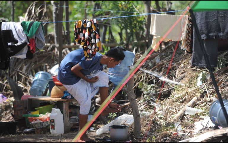 Aproximadamente 270 mil personas se quedaron sin hogar o fueron evacuadas a causa del sismo de magnitud 7. AFP / S. Tumbelaka