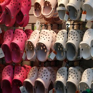 Crocs anuncia el cierre de planta en México