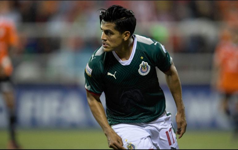 El 3 de marzo pasado Sánchez sufrió la ruptura de los meniscos de la rodilla derecha disputando el Clásico Nacional ante América. MEXSPORT/ARCHIVO