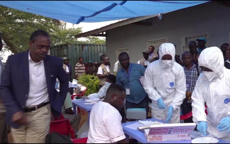 Existen ya 22 casos confirmados de contagio, 27 probables y otros 53 se encuentran bajo investigación, según datos difundidos por el Ministerio de Sanidad congoleño. EFE / ARCHIVO