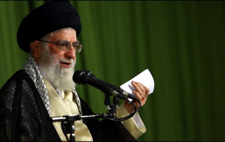 El líder iraní atribuyó la actual crisis económica a 