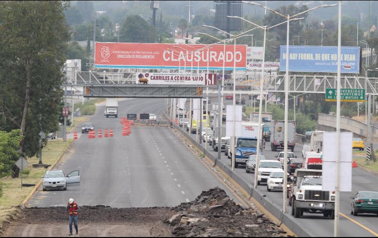Esta semana iniciará la demolición del cuerpo Norte de Periférico, de Carretera a Chapala hacia 8 de Julio. EL INFORMADOR/G. Gallo