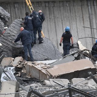 Confirman al menos 22 muertos por derrumbe de viaducto en Génova