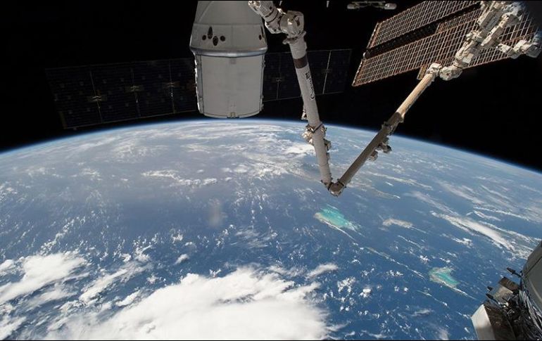 El primer vuelo tripulado de la Crew Dragon se realizará luego de uno de prueba en noviembre sin tripulación. TWITTER / @Space_Station