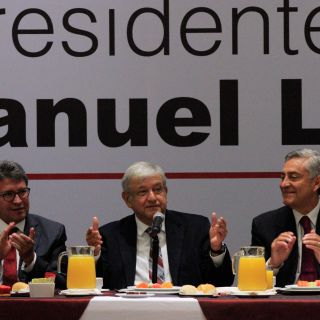 Por austeridad, reducción en presupuesto del Senado: Monreal