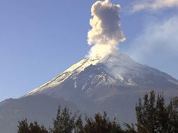  El Centro Nacional de Prevención de Desastres indicó que monitoreo del volcán Popocatépetl se realiza de forma continua junto con la UNAM. TWITTER/ @Popocatepetl_MX