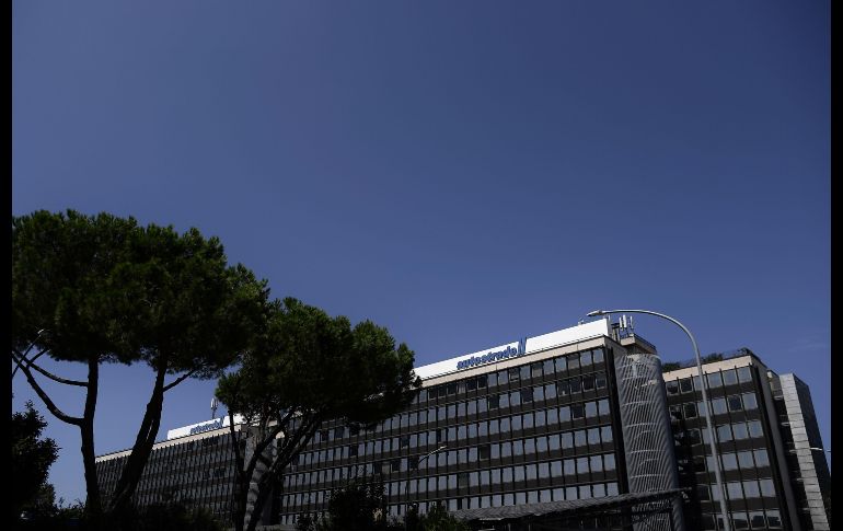 Los bomberos dijeron haber recibido muchas llamadas por los daños sufridos por algunos edificios, pero precisaron en Twitter que no habían sido contactados para rescatar a personas. AFP/ F. Monteforte