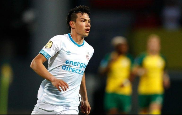 Lozano marca al 33' el tanto que manda a los Granjeros al vestidor con la ventaja. TWITTER/@psveindhoven