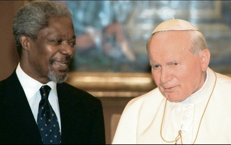 1997. Kofi Annan y el Papa Juan Pablo II, durante una audiencia privada en la Santa Sede. AP