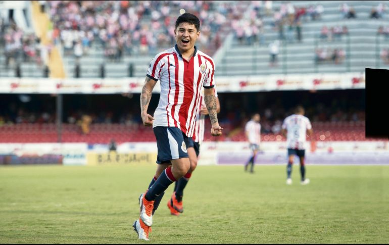 Más festejos. El cuerpo técnico del Guadalajara quiere que Eduardo López tenga actuaciones como ante Veracruz con mucha más frecuencia. MEXSPORT