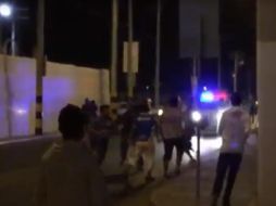 Después de la derrota 0-4, aficionados del Celaya agredieron el autobús de la porra potosina, lo que desató la gresca. YOUTUBE/Potosino Vlogs