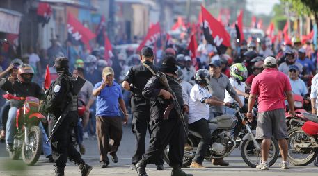 Nicaragua vive la crisis sociopolítica más sangrienta desde la década de 1980, también con Ortega como presidente. EFE/R. Sura