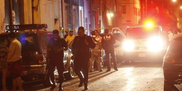 Dos muertos y cinco heridos, en ataque armado en Canc&uacute;n