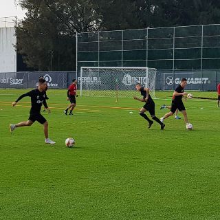 Atlas viaja a Puebla con ausencias