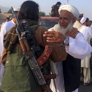 Diálogo de paz en Afganistán debe incluir a Kabul, insiste EU