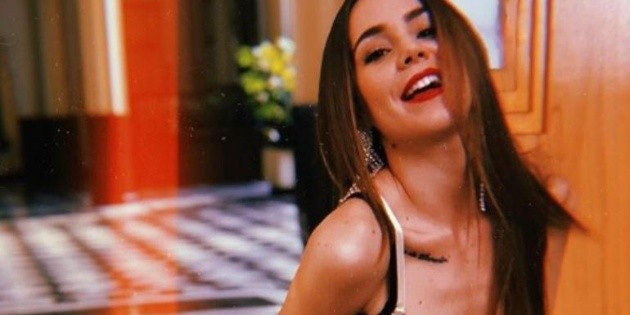 Camila Sodi se muestra semidesnuda en Instagram