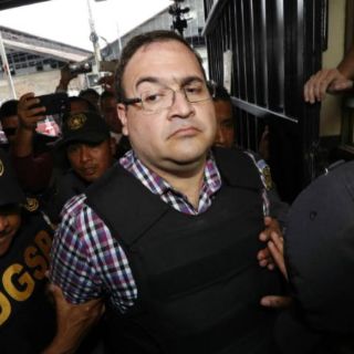 La PGR, sin pruebas contra Javier Duarte por delincuencia organizada