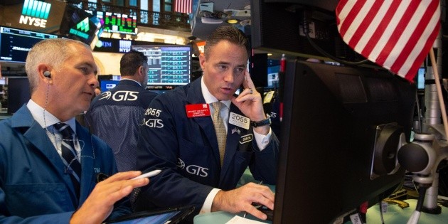 Wall Street cierra mixto, con retroceso del Dow Jones