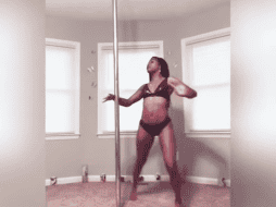 Kandice Mason fue suspendida con cobro de sueldo mientras dura la investigación, pero no entró en detalles. YOUTUBE / Hezakya Newz & Music